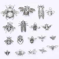 18pcs/lot Mixed Antique Color Alloy Bee Fly Insect Charm Collection Tibetan Style Alloy Bee Insect Pendants DIY Jewelry Making 2