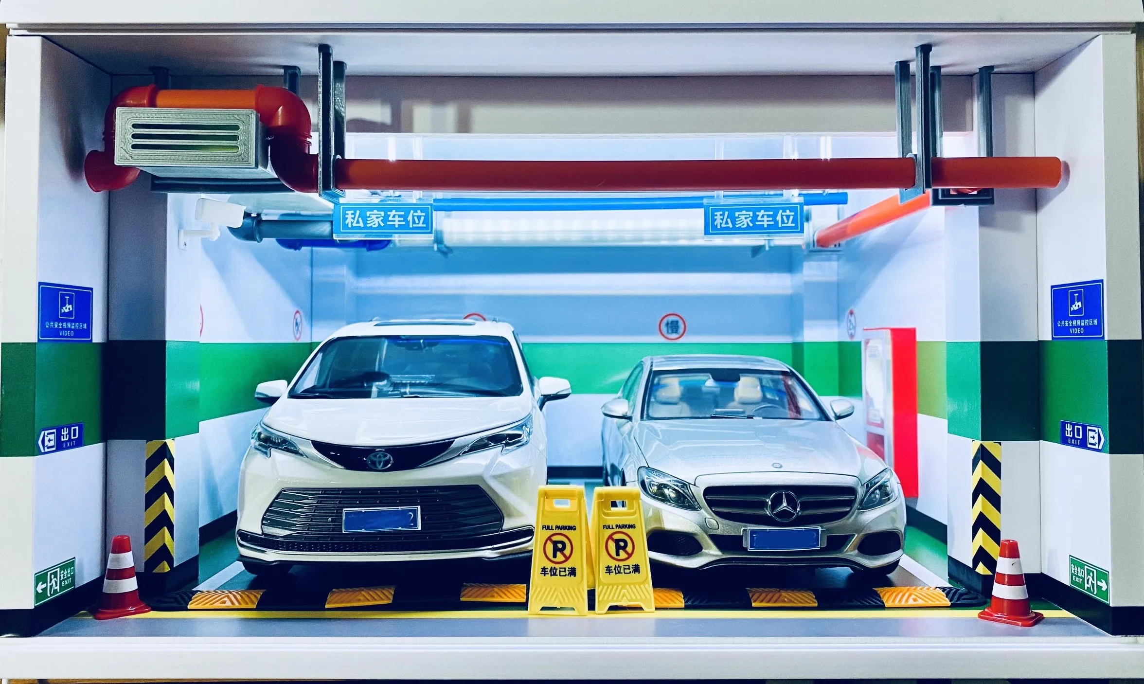 1:18 Model Car Garage Scene Underground Parking Lot Double Parking Space Display Box Dust Cover Children Toys 3