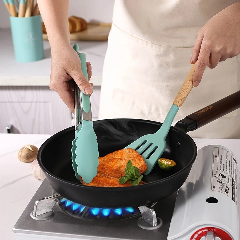 Kitchen utensils 12PCS Silicone Kitchenware Non-Stick Cookware Kitchen Utensils Set Spatula Shovel Egg Beaters Wooden Handle Cooking Tool Set