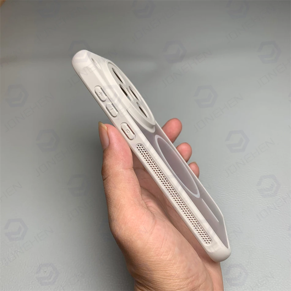 Magsafe Magnetic Frosted Armor Case - Translucent Hybrid Shockproof Cover