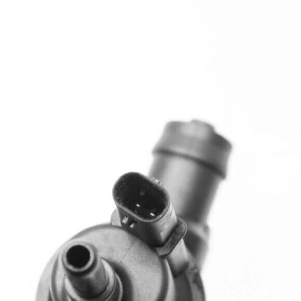 FOR BMW 2 Series F22 1.5 Petrol B38B15A Engine Tank Breather Valve 0280142546 7645860