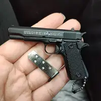 1:3 Mini 1911 Pistol Model Alloy Detachable Assemblable Toy Keychain Pendant Metal Toy Gun Bag Decoration Boys Gift 1