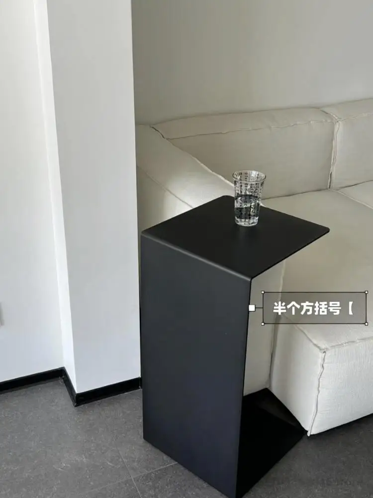 Italian Style Minimalist Sofa Side Table Simple Style C Type Bedside Table Light Luxury Modern Designer Movable Corner