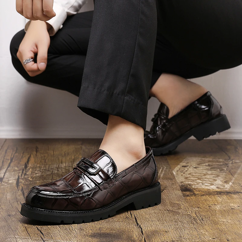 Men's thick soled leather shoes Fashionable minimalist design style Daily Outdoor Leisure Business Party height increasing shoes leather shoes