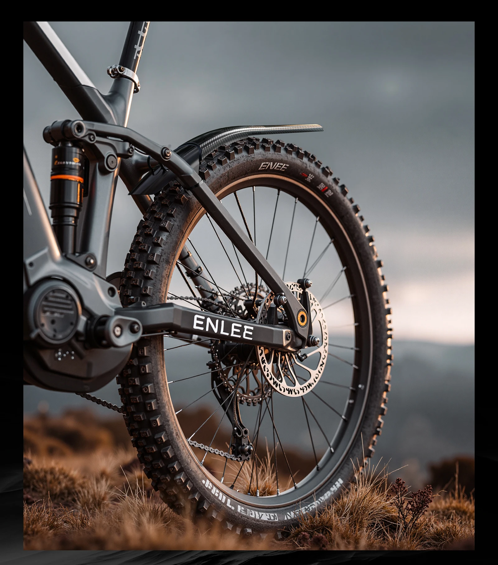 ENLEE Mountainbike-Schutzblech, verlängerte und verbreiterte Regenschutz, Kohlefaser-Textur, universell für vorne und hinten – Detail 17