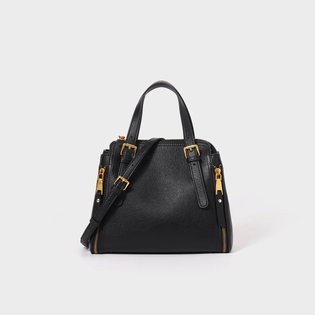 Stylish Summer Leather Shoulder Bag with Bucket Design