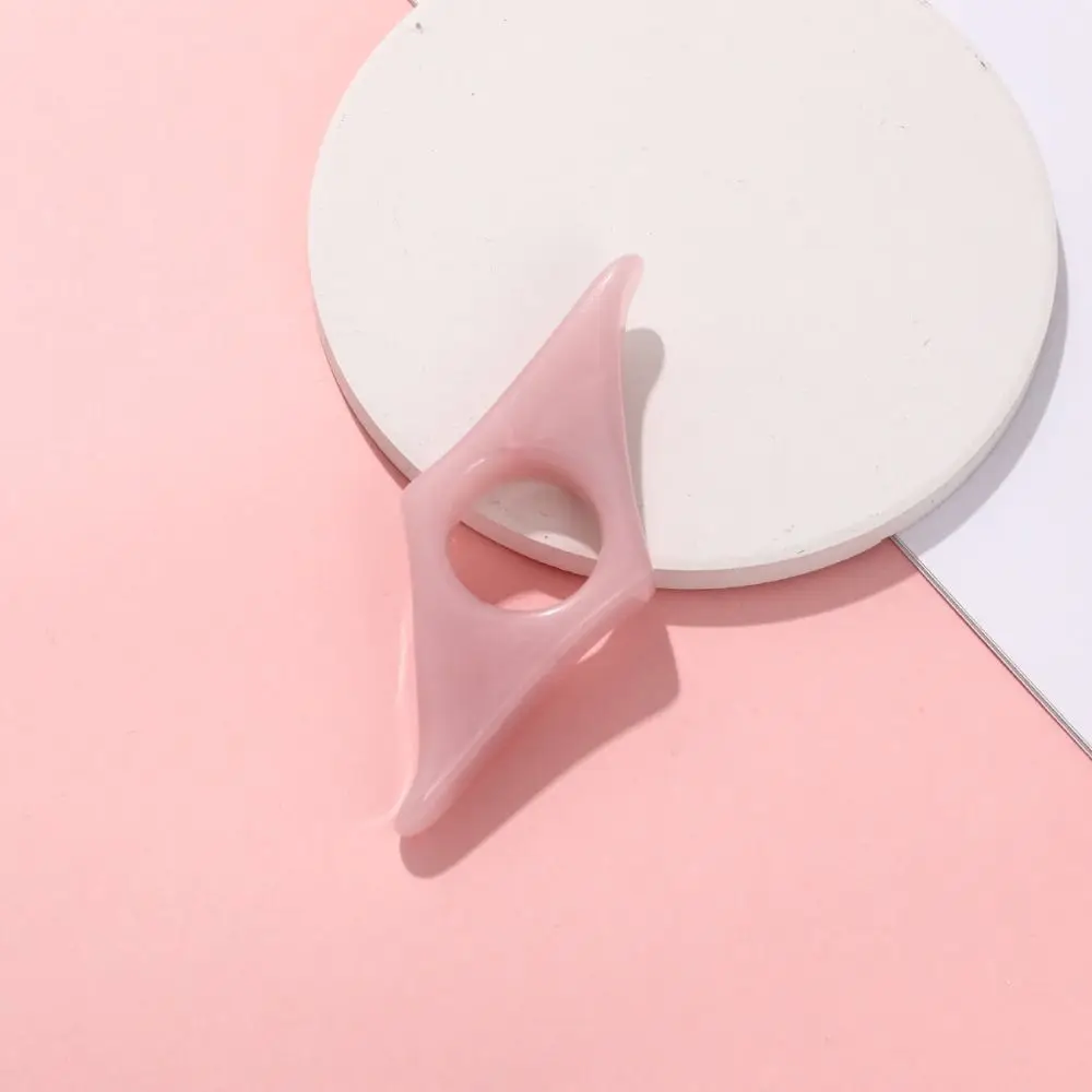 Рисунок 3 - Креативная акриловая подставка для большого пальца