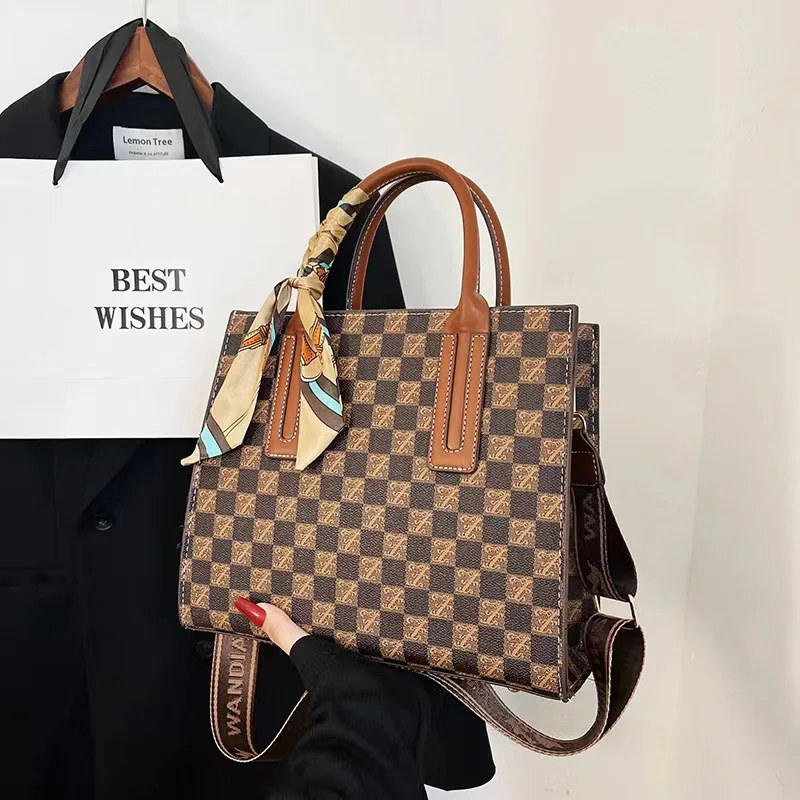 new fashion trend handbag fashion women's bag Europe and America big bag casual shoulder bag