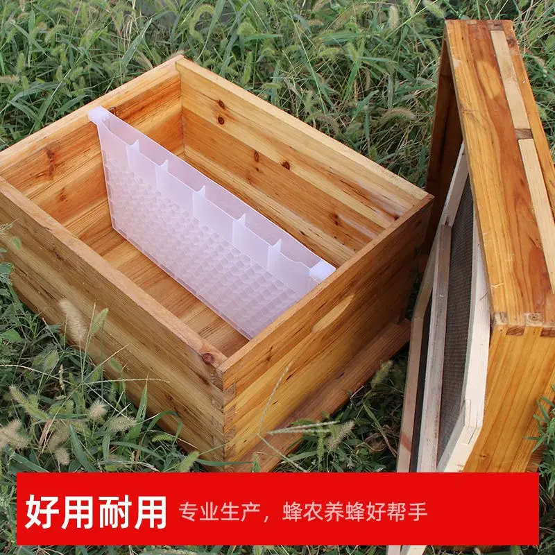 Multi-functional Bee Feeder Multi-pore Feeding Water Baffle Beekeeping Tool