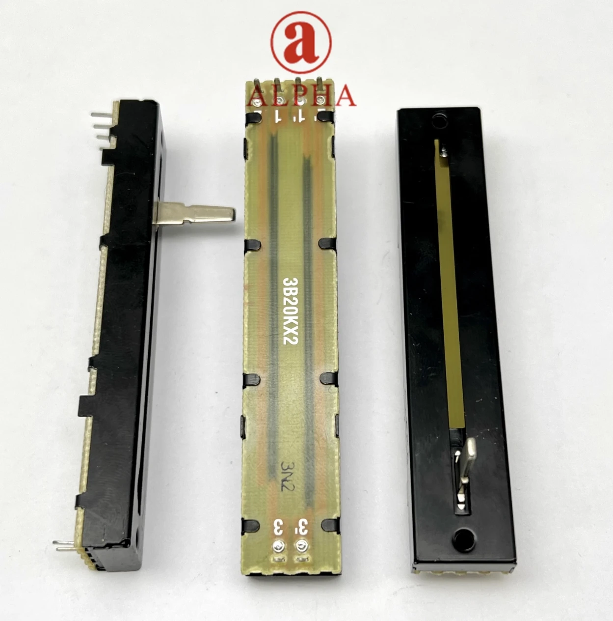 1 PCS Taiwan ALPHA Aihua 8.8cm B100K B50KX2 B20Kx2 dual potentiometer shaft length 15MM
