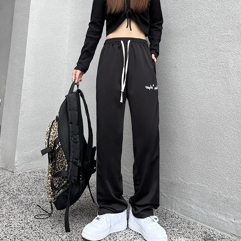 ladies cropped trousers 2022 Spring and Autumn new black loose embroidery letters casual pants straight pants INS tide pants cargo capris