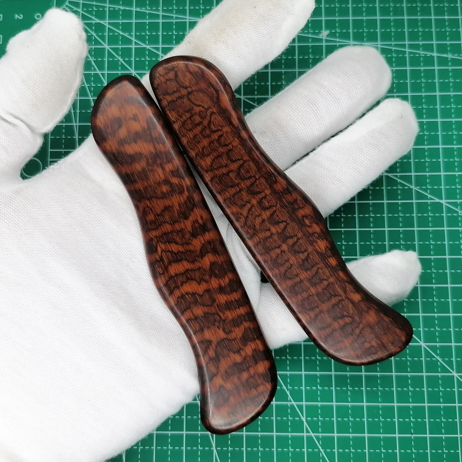 

1 Pair Hand Made Snake Wood Scales for 111mm Victorinox Swiss Army Knife SAK Modify DIY Handle