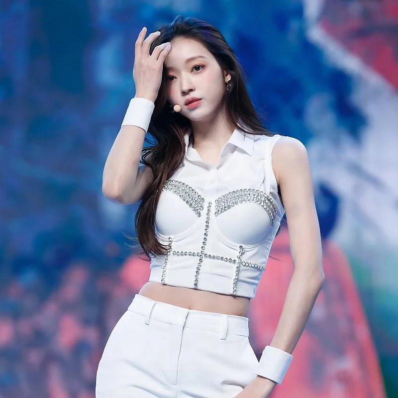 

K-pop Stage Outfit Women Sexy Korean Concert Outfits Hip-Hop Street Dancewear YooA Performance Costume Rhinestone Vest JL4264