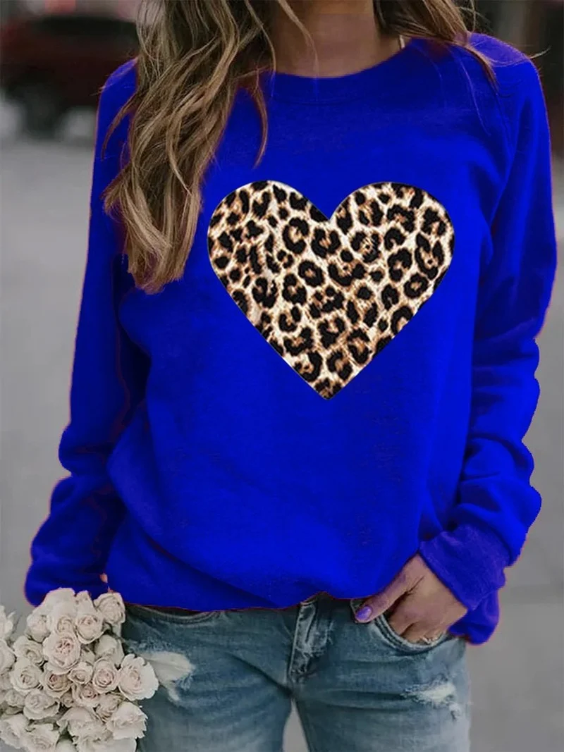 

Autumn Casual O-neck Sweatshirt Women Harajuku Pullovers Leopard Love Heart Print T-shirt Oversized Lady Long Sleeve Loose Tops