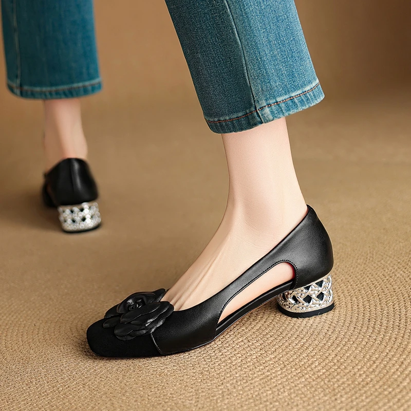 Women's New Spring/Summer Genuine Leather Square Toe Flower Breathable Hollow Middle Heel Color Blocked Single Shoe