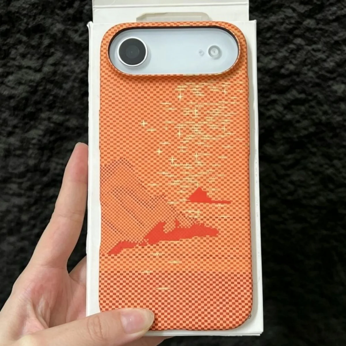 Luxury Carbon Fiber Kevlar Texture Phone Case with Mountain Island Starry Sky Design