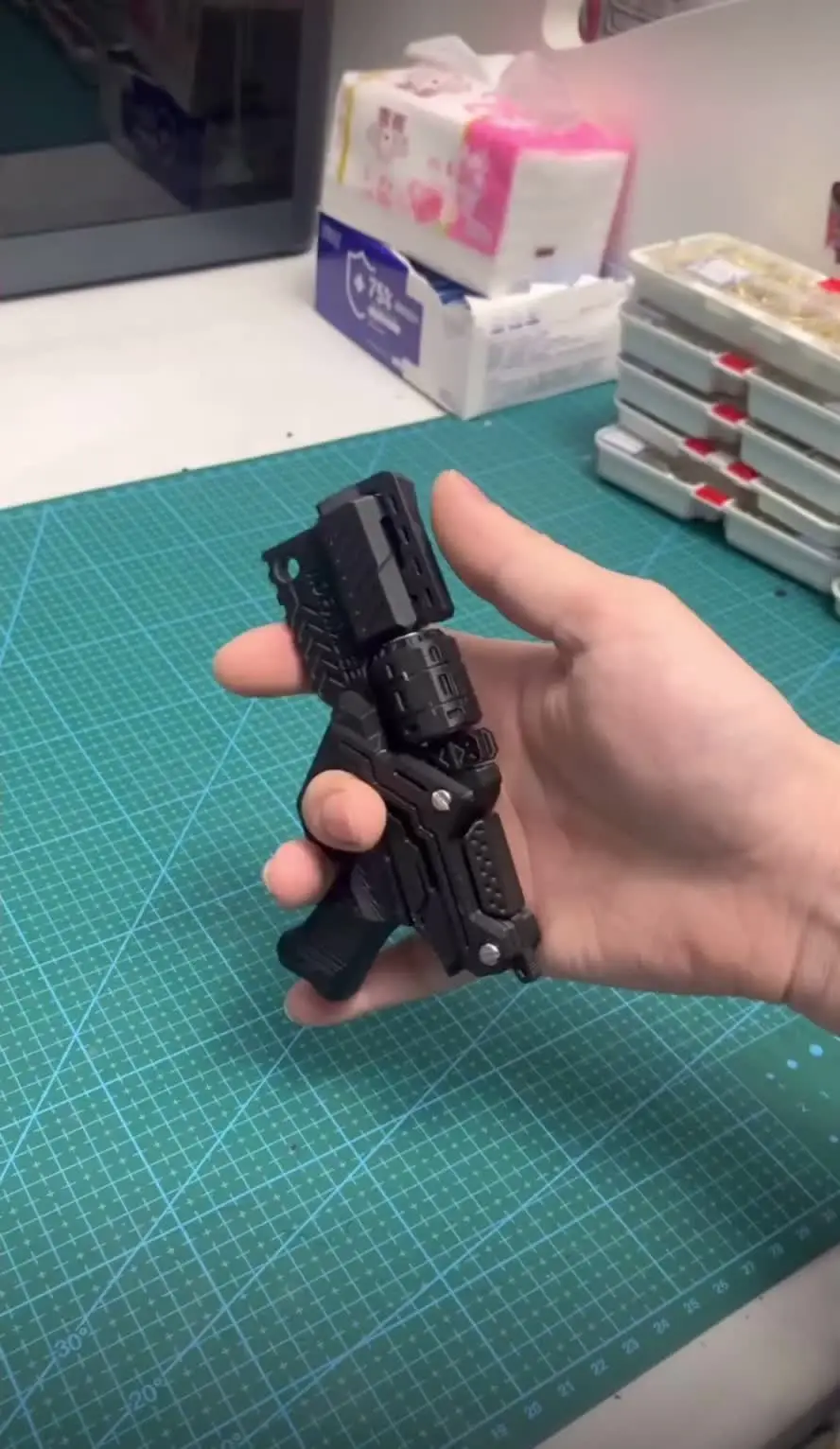 フィジェットスピナースライダー 3D 印刷 QT3000 EDC おもちゃフィ