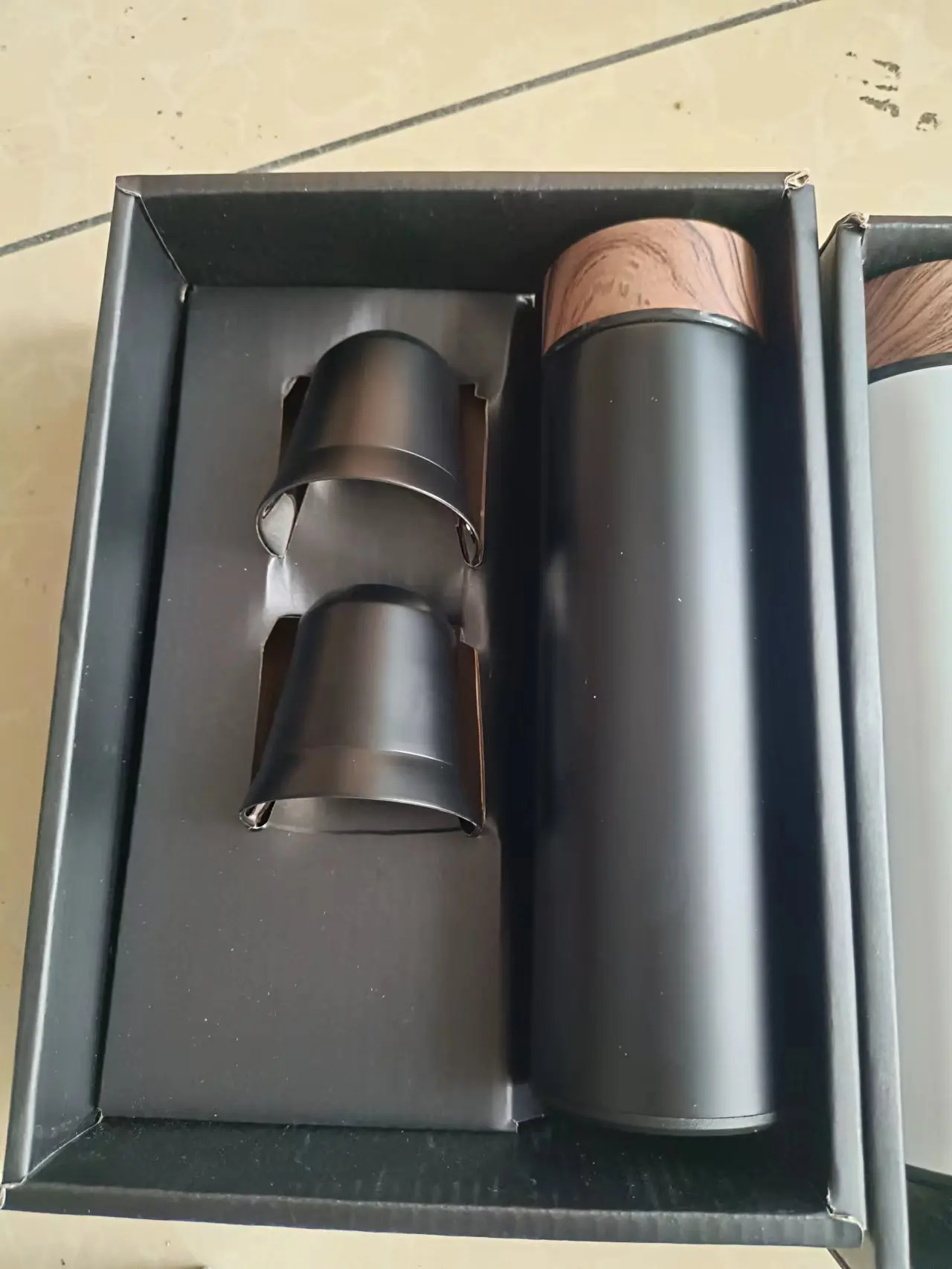 مجموعة متكاملة لشرب قهوتك السعودية في نزهاتك