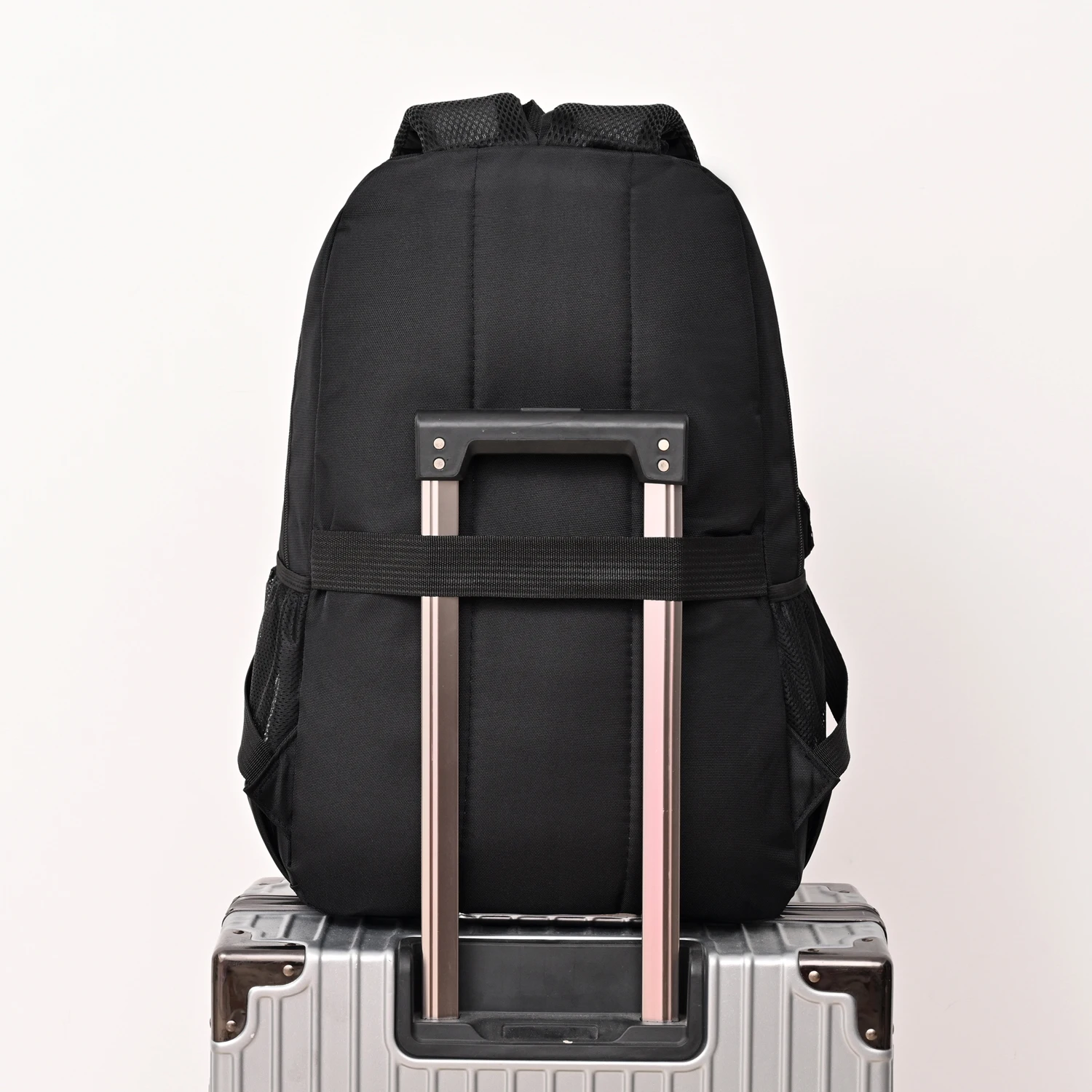 [Durable Backpack] Large-capacity Backpack | Adjustable shoulder strap, multiple pockets, ideal for school, hiking, and outdoor