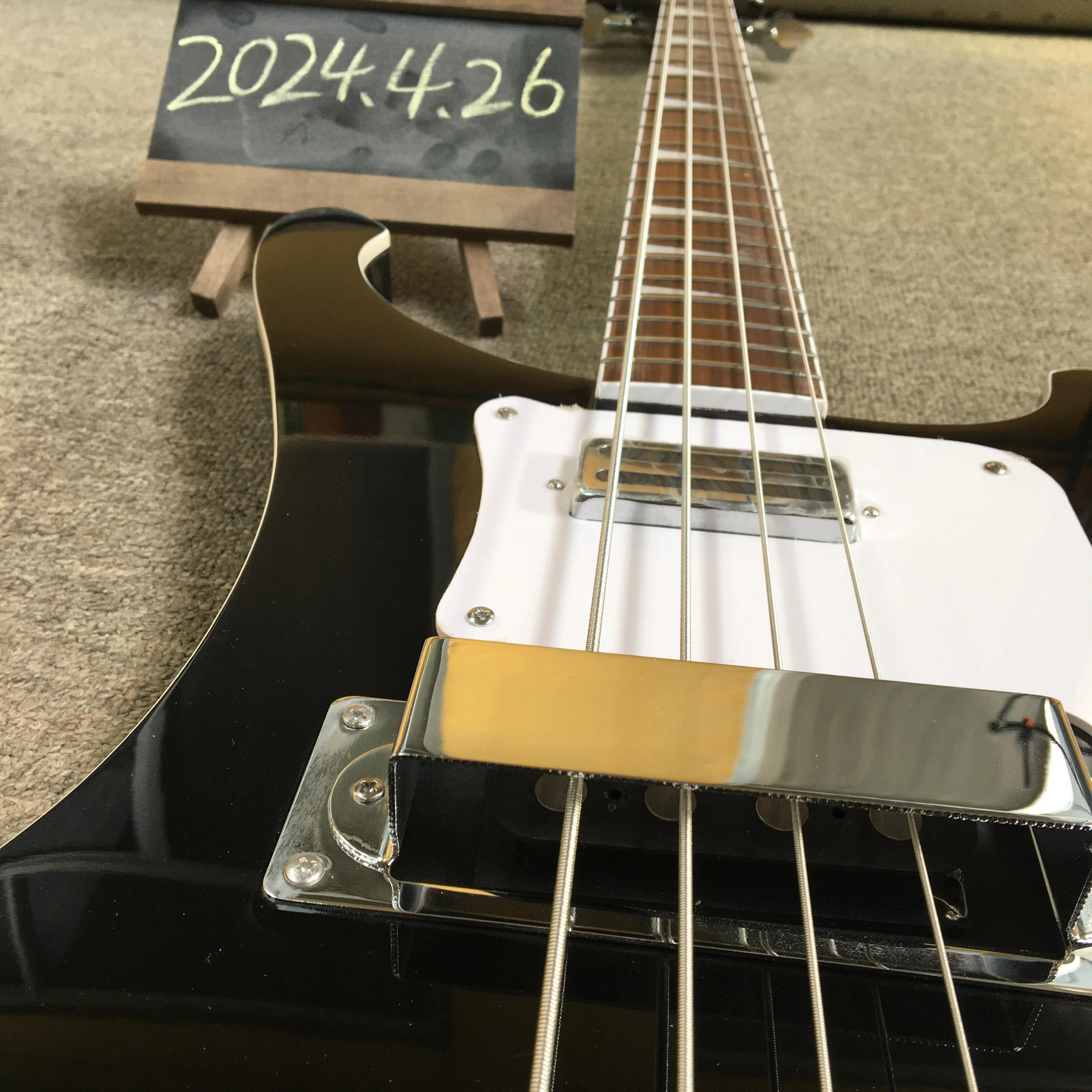 Black 4strings Electric Bass HH Chrome Hardware White Pickguard