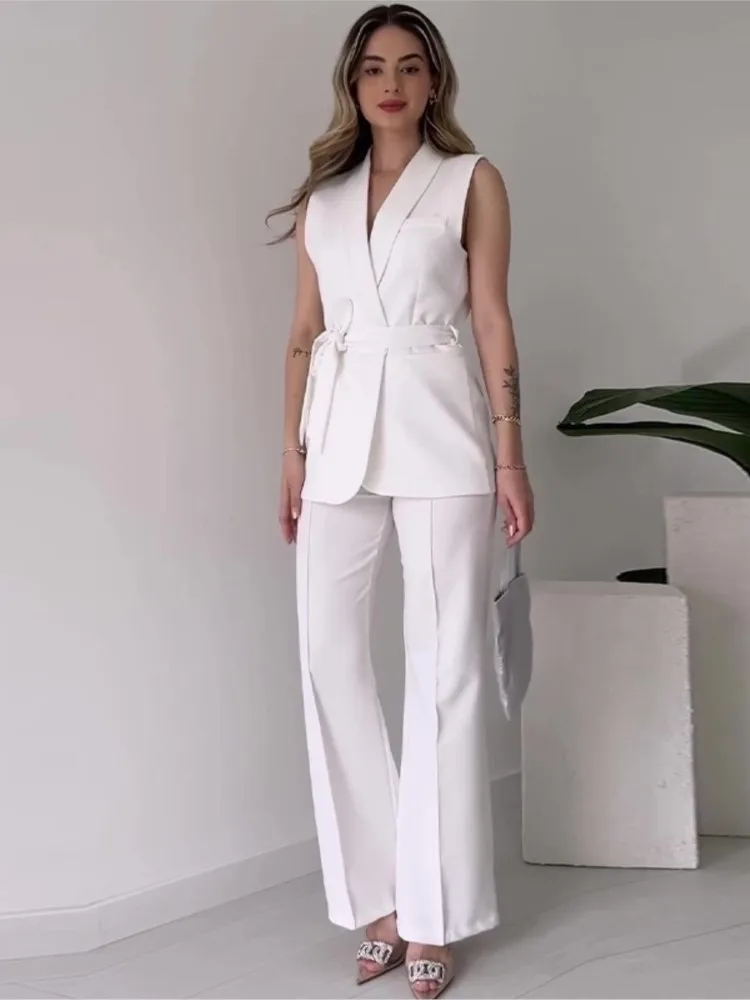 Ensemble Uni avec Haut et Pantalon à Décolleté