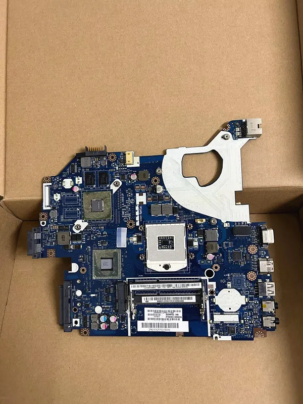 

Материнская плата для ноутбука Acer Aspire 5750 5750G P5WE0 LA-6901P GT520M 1GB N13M-GE3-A1