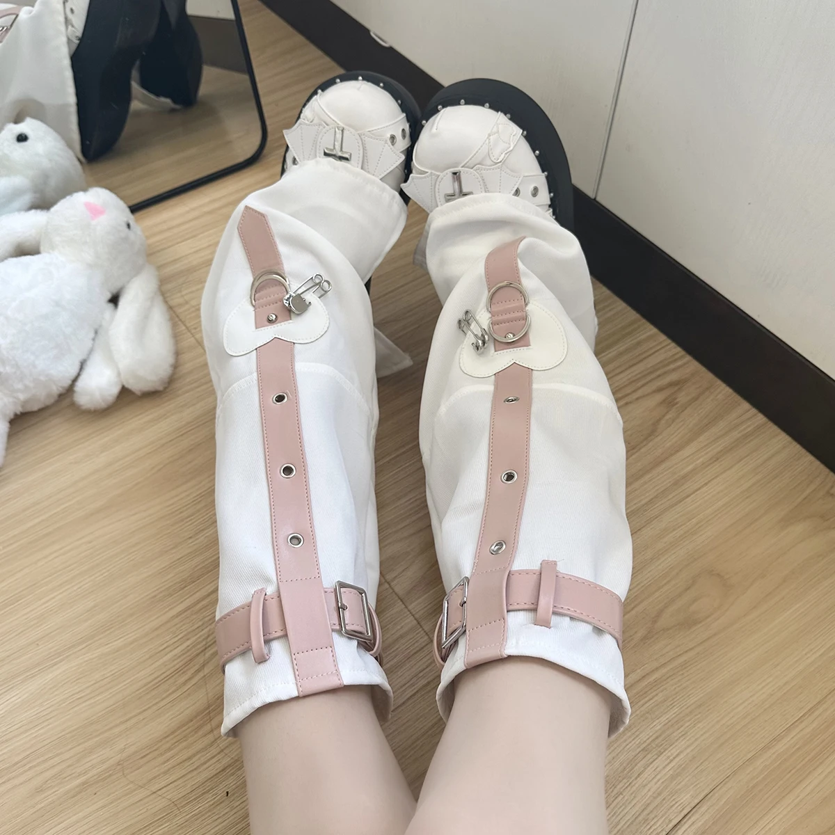 Japanese JK Leather Ring Love Foot Sock Female Sweet Bandage Leg Warmer Mid-Calf Length Loose Socks Punk Knee High Boots