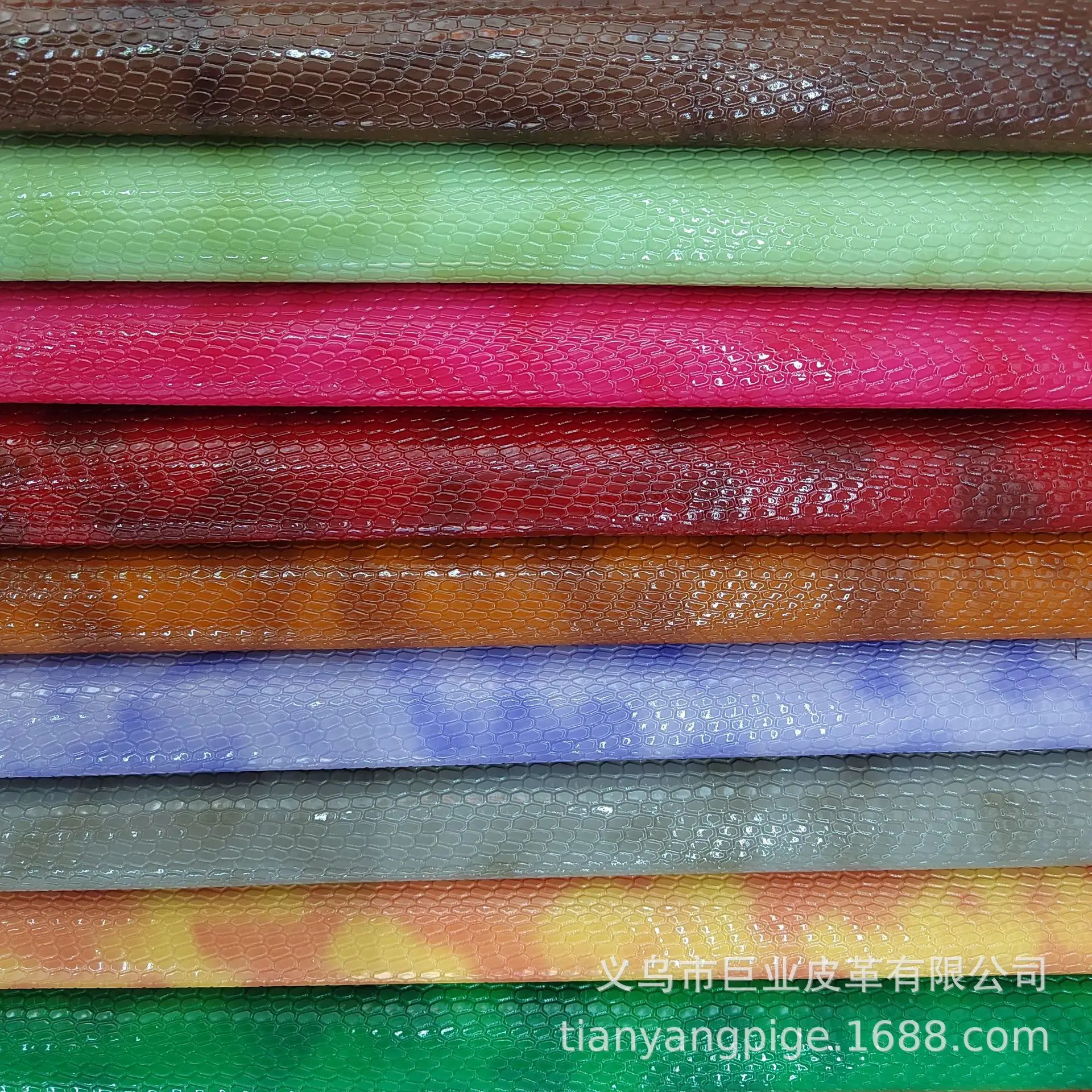 High Gloss Cloud Snake Skin Pattern Leather Fashion Bags Stationery Shoes PVC Artificial Leather 0.8MM Thickness