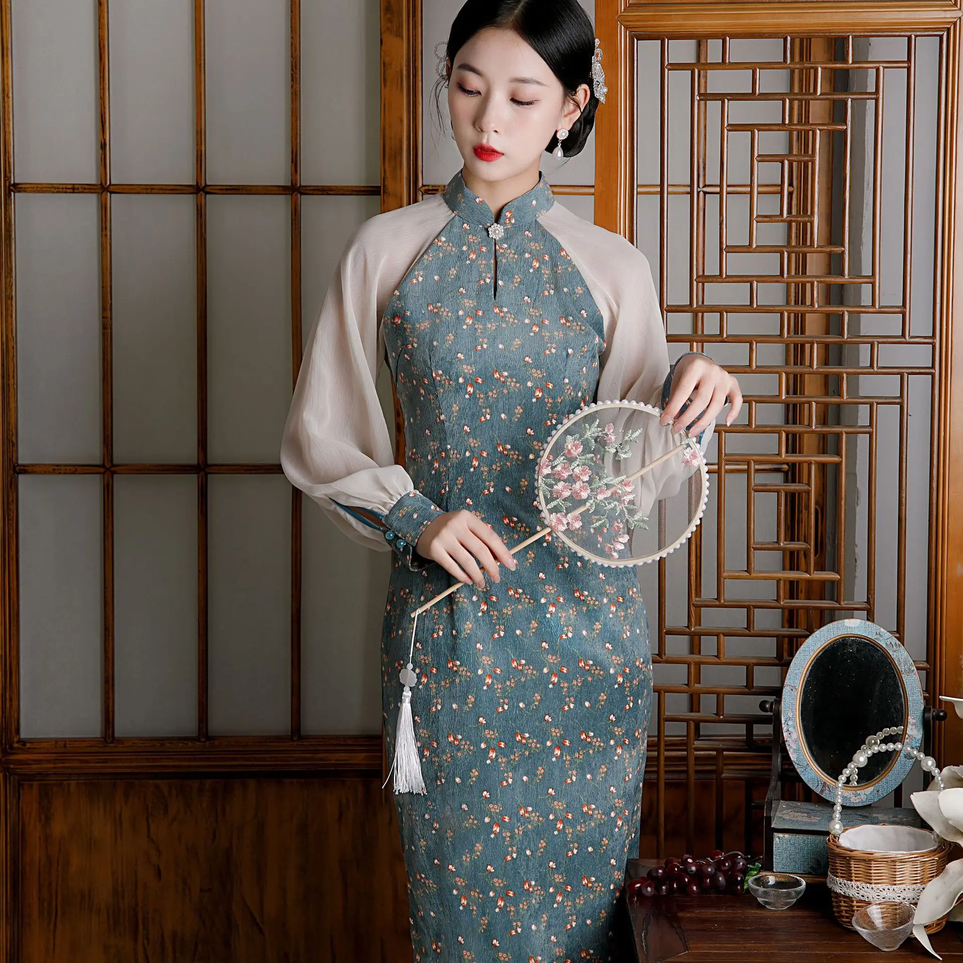 Chinese Style Improved Cheongsam Long Sleeve Slit Waist Collection Retro  Girl Young Qipao Dress Female Slim Comfortable Elegant