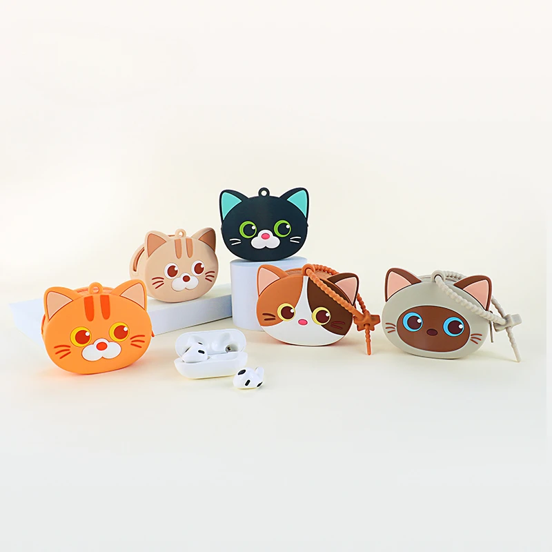 Cute Cat Silicone Coin Purses Storage Bag Pendant Keychains Pouch Female Cartoon School Bag Ornament for Kids Birthday Gifts afro female for head shape keychain blanks diy heat transfer keychains blank for diy sublimation keyrings decorations