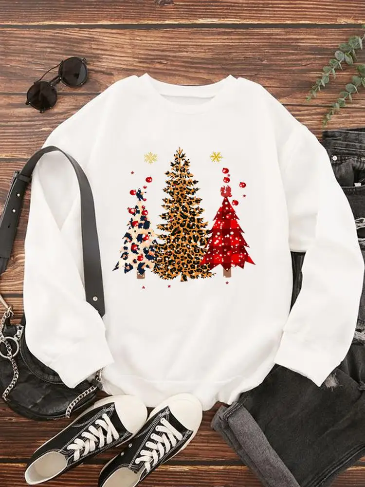 

Christmas New Year Holiday Fashion Print Lady Leopard Tree Trend Cute Pullovers For Women Casual Clothing Graphic Sweatshirts