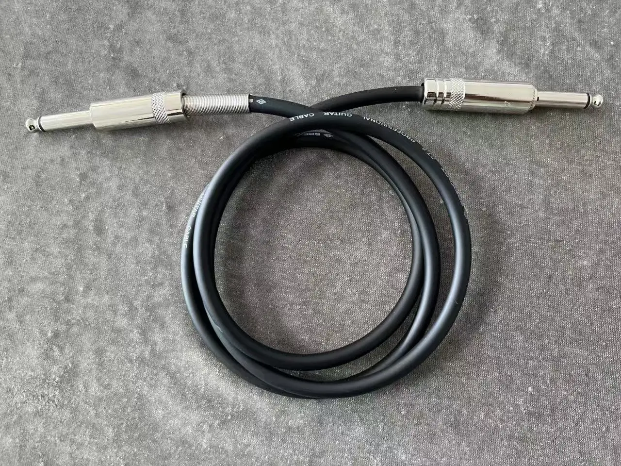 REAN 모노 잭 NYS201D 및 SREXACT GT-6의 Silent Switchplug NYS224S가 포함된 오디오 케이블 0.5m 1m 2m 또는 3미터
