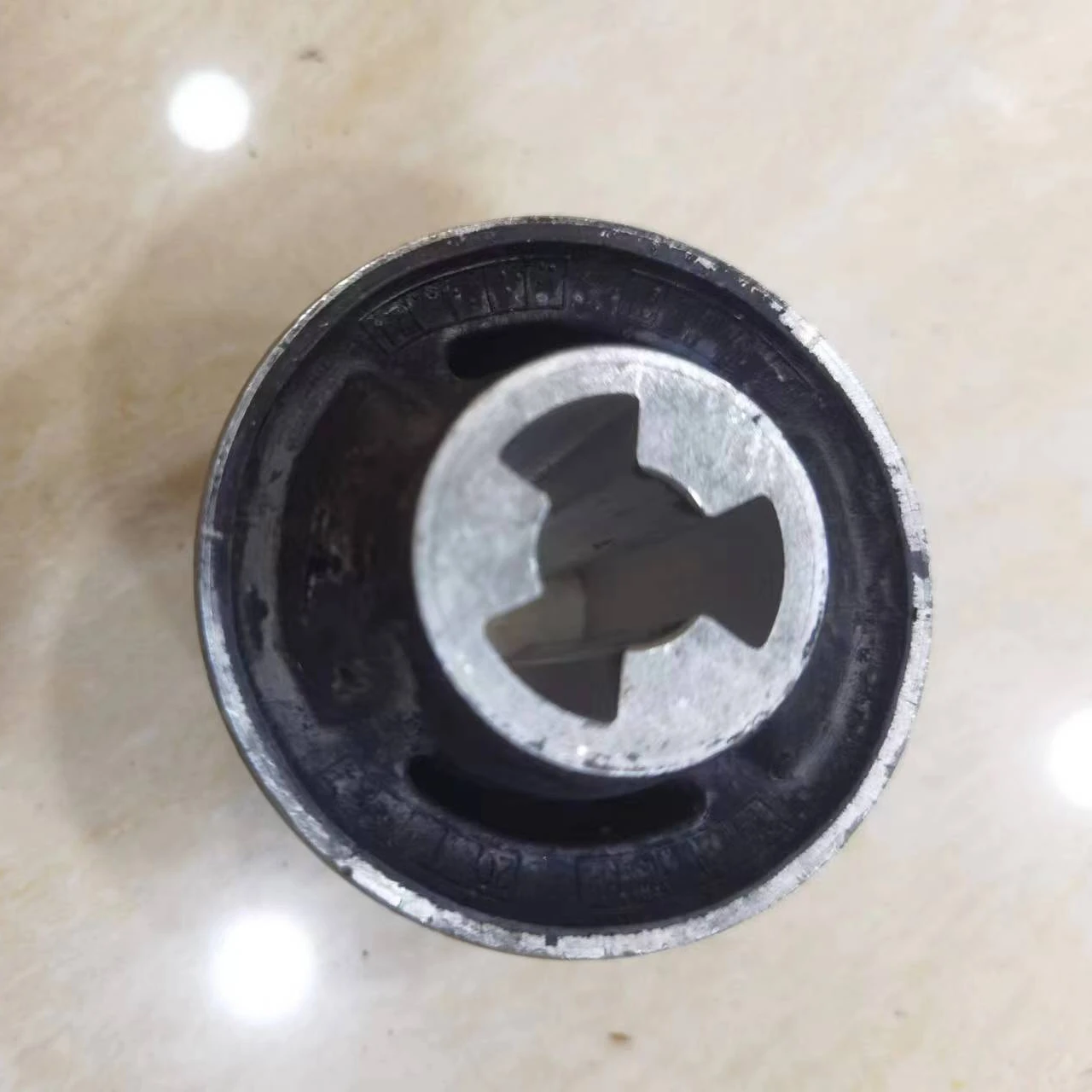 Рисунок 2 - Передняя подвеска Tesla Model 3/Y