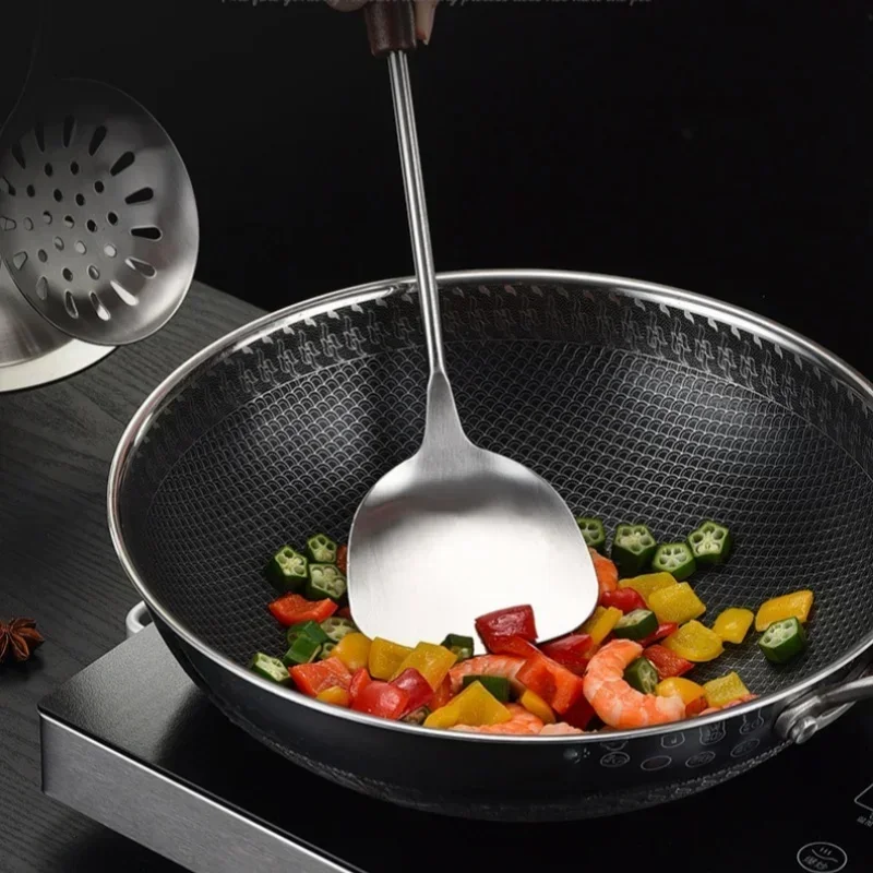 طقم أدوات مطبخ من الفولاذ المقاوم للصدأ 304 بمقبض خشبي، مجرفة، مصفاة، ملعقة شوربة، ملعقة أرز، ملعقة، أواني الطبخ