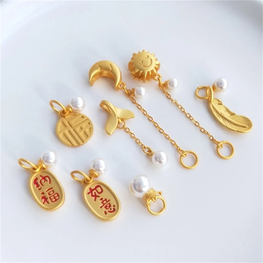 Sand Gold Pendant, Lucky Sign, Fish Tail, Crown, Leaf Hanging, Pearl, Moon, Sun Hanging Chain, DIY Jewelry Pendant B780 domestic copper 14k gold wrapped s925 silver pin earrings simple lucky grass stud earrings pearl diy accessories women s jewelry