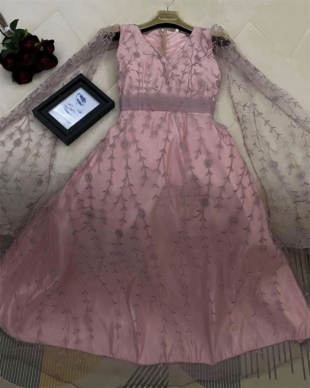 Customized High Quality Sexy V-neck A-line Beading Tulle Formal