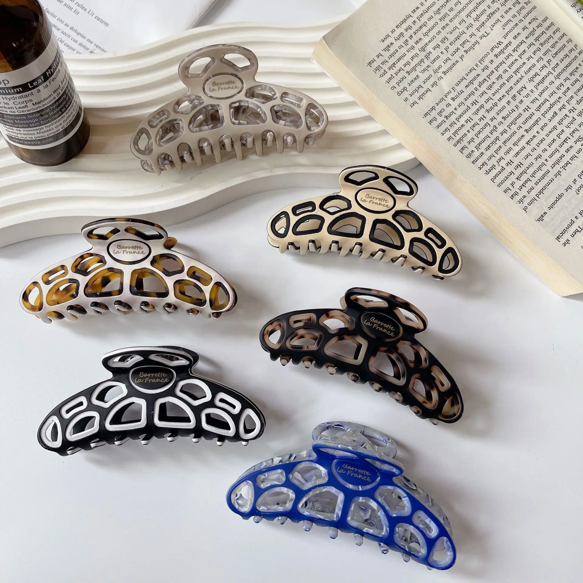 

Wholesale French Classic 10cm Large Acetate Hair Clip Claw Composite Hollow Out High Texture Shark Clilp For Woman Girls