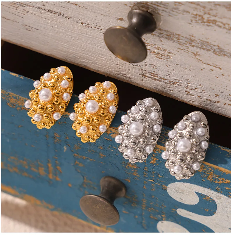 Modische Imitationsperlen-Ohrringe für Damen, Hochwertige Edelstahl-Kugel-Ohrstecker, Originelle Lustige Ohrschmuck für den Sommer, Farbecht – Detail 8