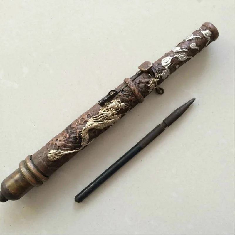 Ancient Chinese Ancient Weapon Gold Dragon Chainattack Statues