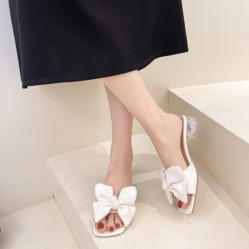

2023 New Bowknot Solid Color Temperament Square Head High Heel Large Size Sandals Women Wear Women's Fashion Shoes In Summer