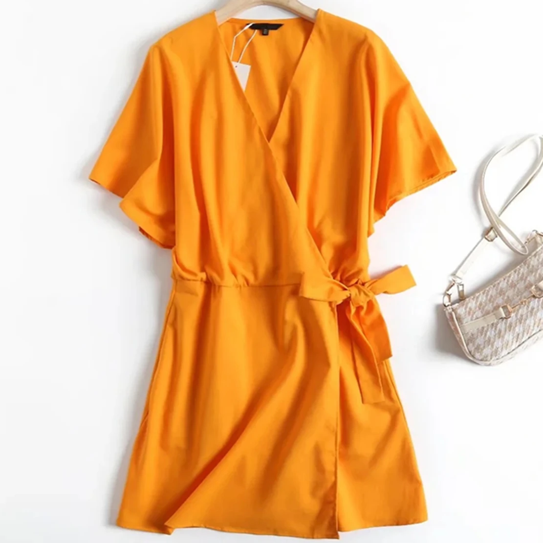 

Maxdutti 2023 Casual Fashion Mini Dress Women Indie Folk Vintage Yellow Color Wrap Flare Sleeve Loose Sashes Loose Party Dress