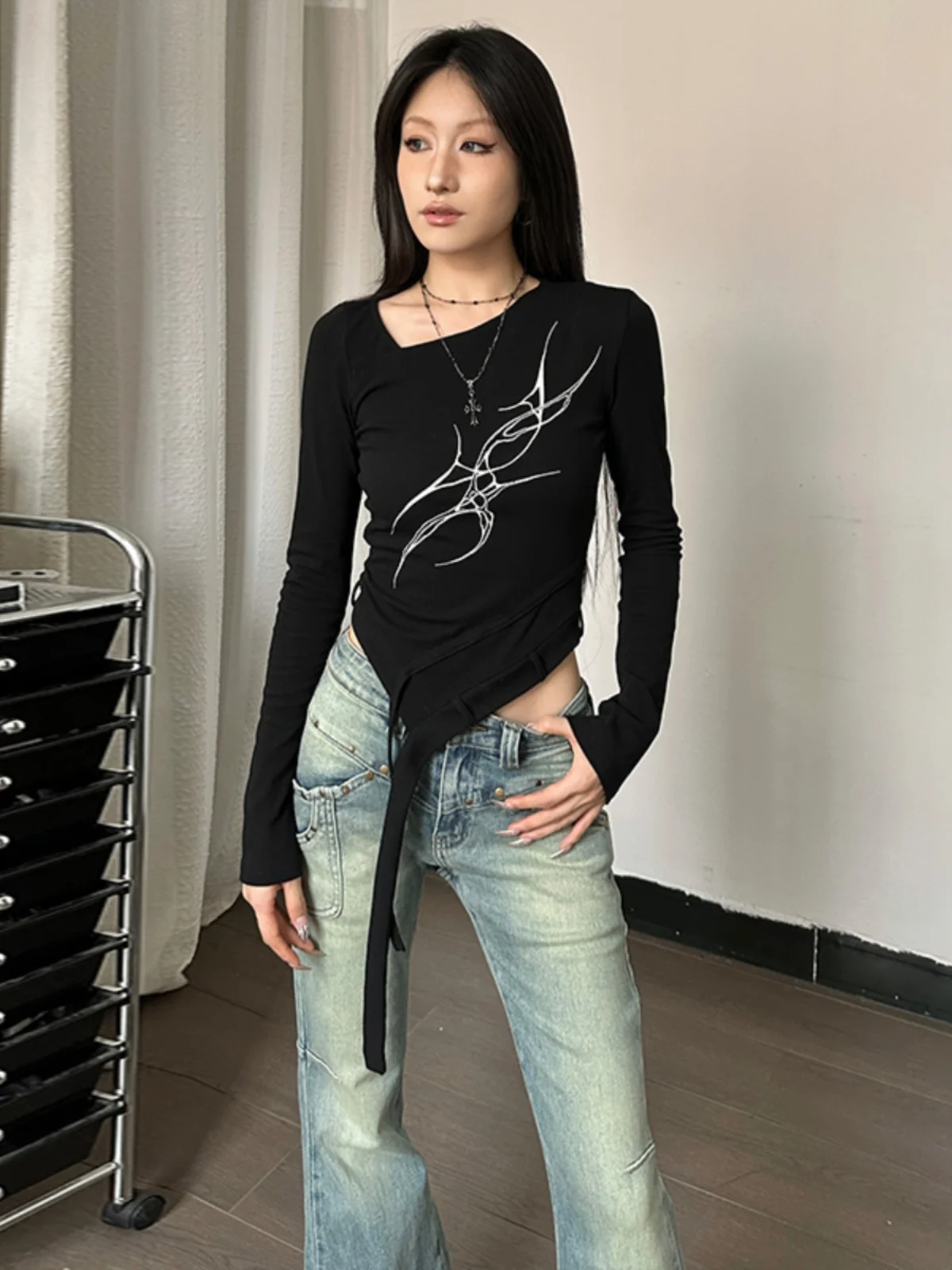 

Printed Autumn Irregular Long Sleeved Top