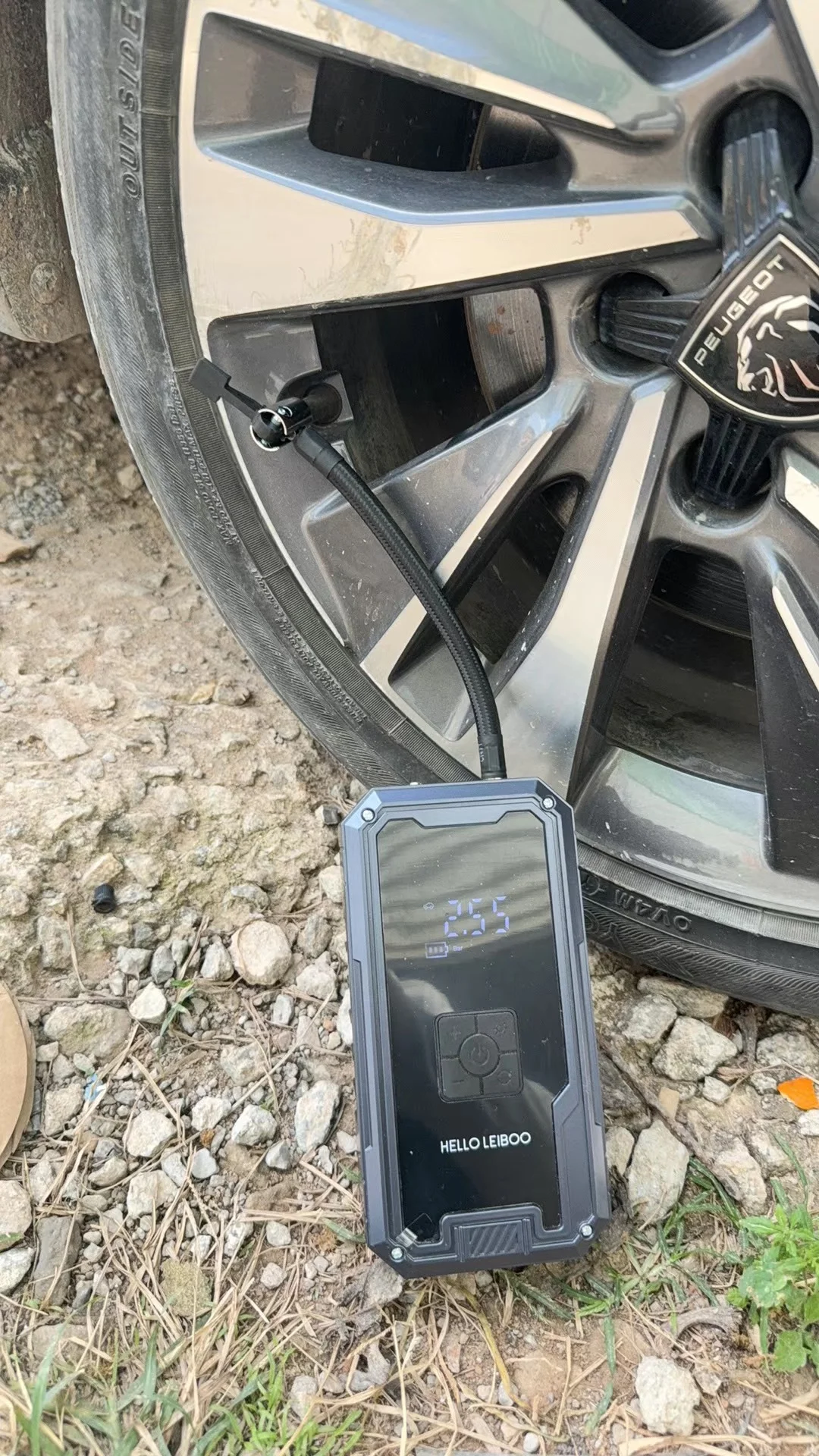 Roadside Emergency 4 in 1 Vehicle Jump Starter