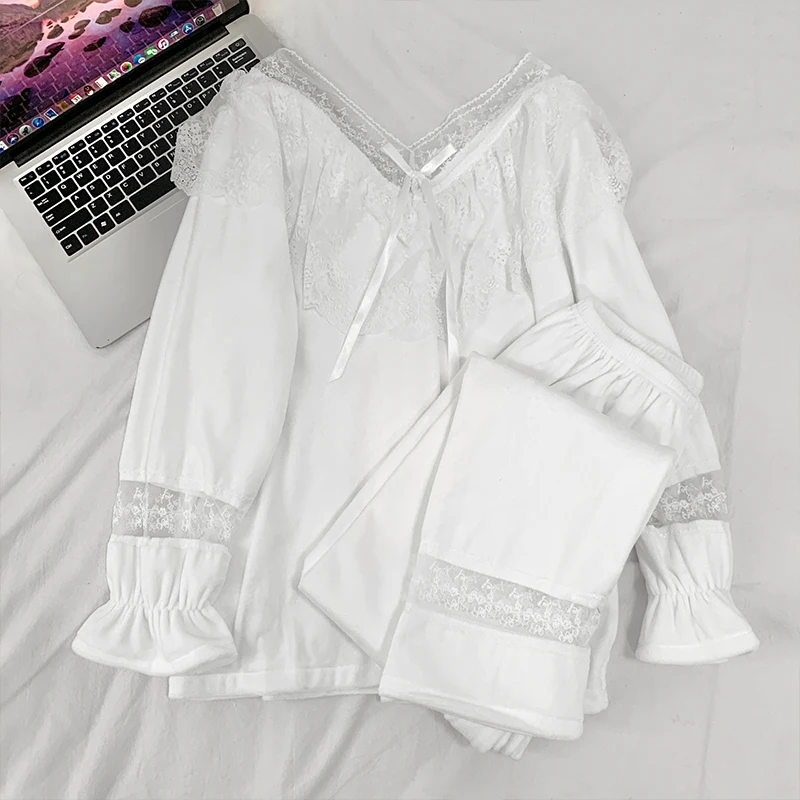 Autumn and winter new women's pajamas coral velvet V-neck lotus leaf lace princess style pajamas coral velvet home clothes set