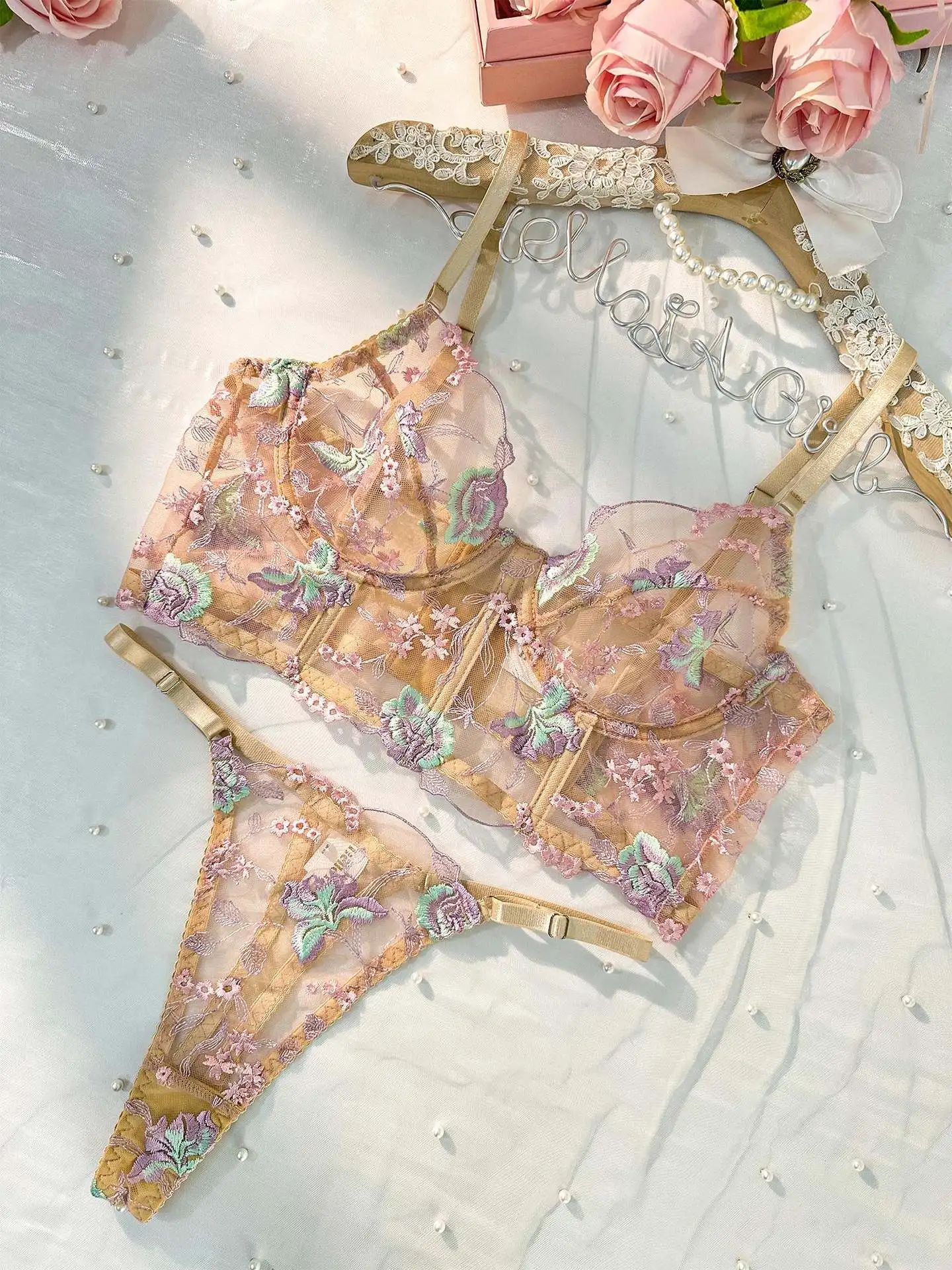 High-end Quality 2024 Hot-selling Colorful Floral Embroidery Sexy Backless See-through Lingerie Bra Two-piece Set