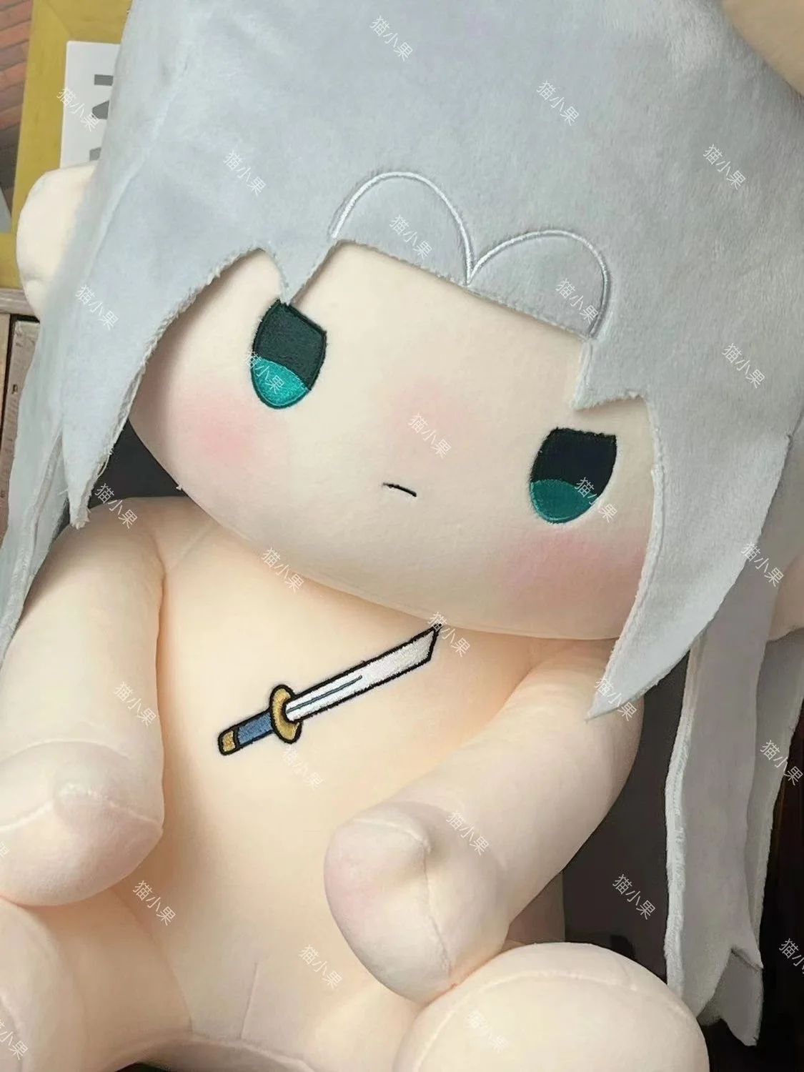 

40cm Cute Anime Role Sephiroth Handsome Boy Cosplay Cotton Stuffed Body Dress Up Clothes Cotton Xmas Gift 40cm
