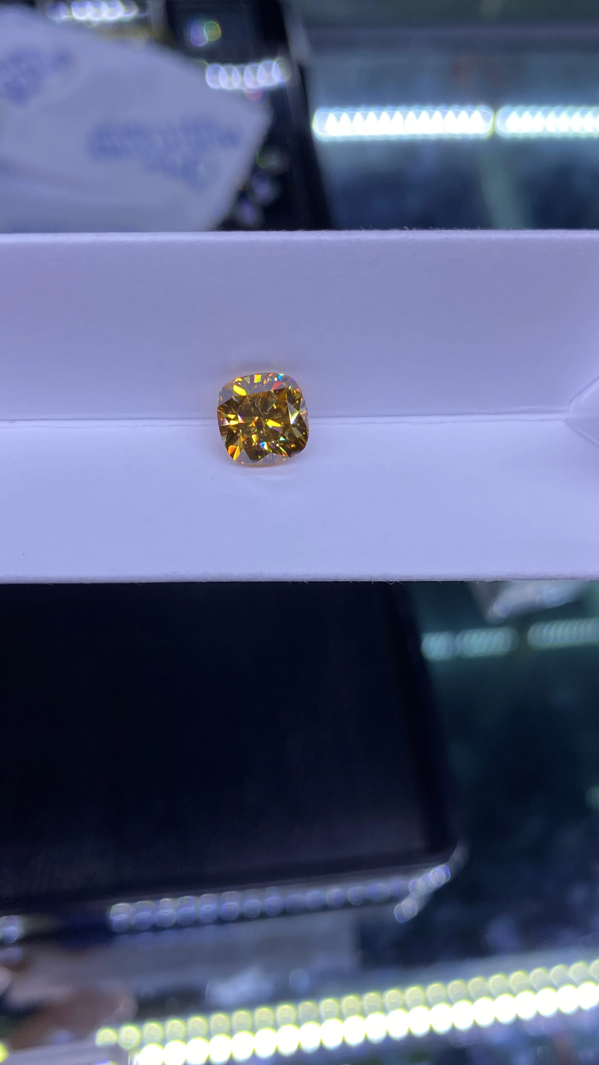 Muslimholycome All'Ingrosso Vvs1 Gra Certificato Champagne Cushion Cut Moissanite Diamond Test Positivo Spedizione Gratuita