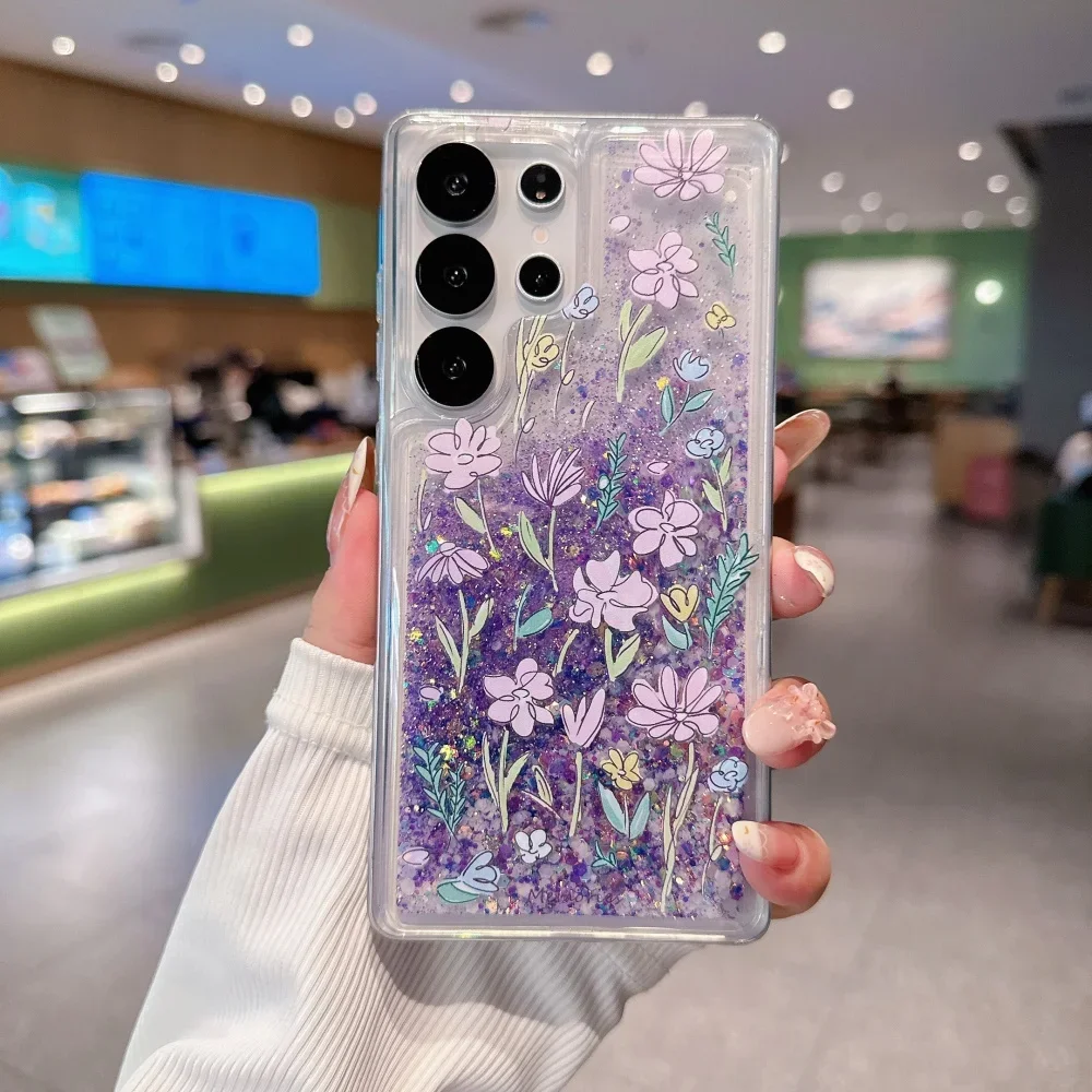 حافظة Y2K Castle Noctilucent Quicksand اللامعة لها...