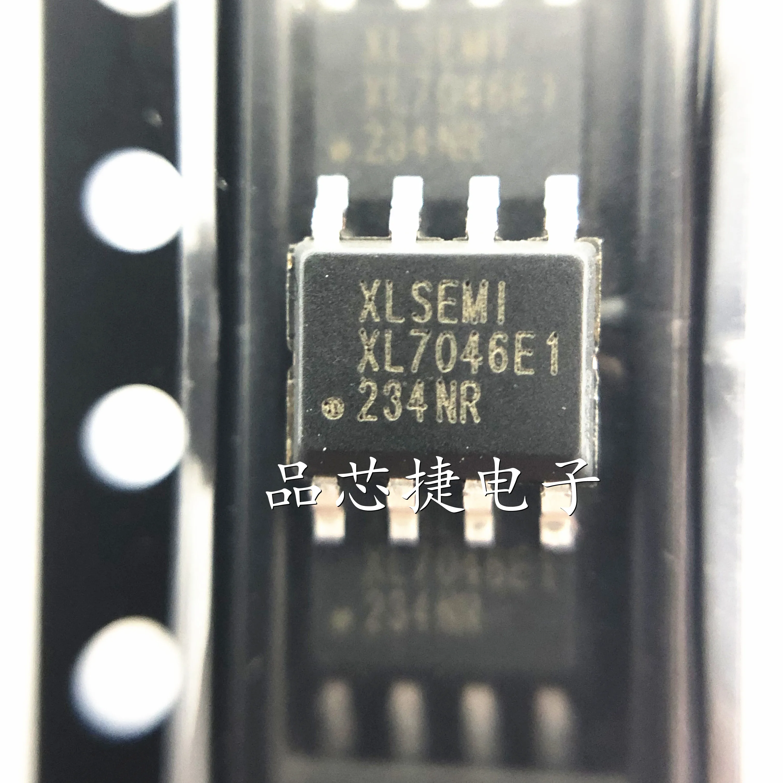 

10 шт./лот XL7046E1 SOP-8 XL7046 1.0A 100KHz 90V PWM понижающий преобразователь постоянного тока/постоянного тока