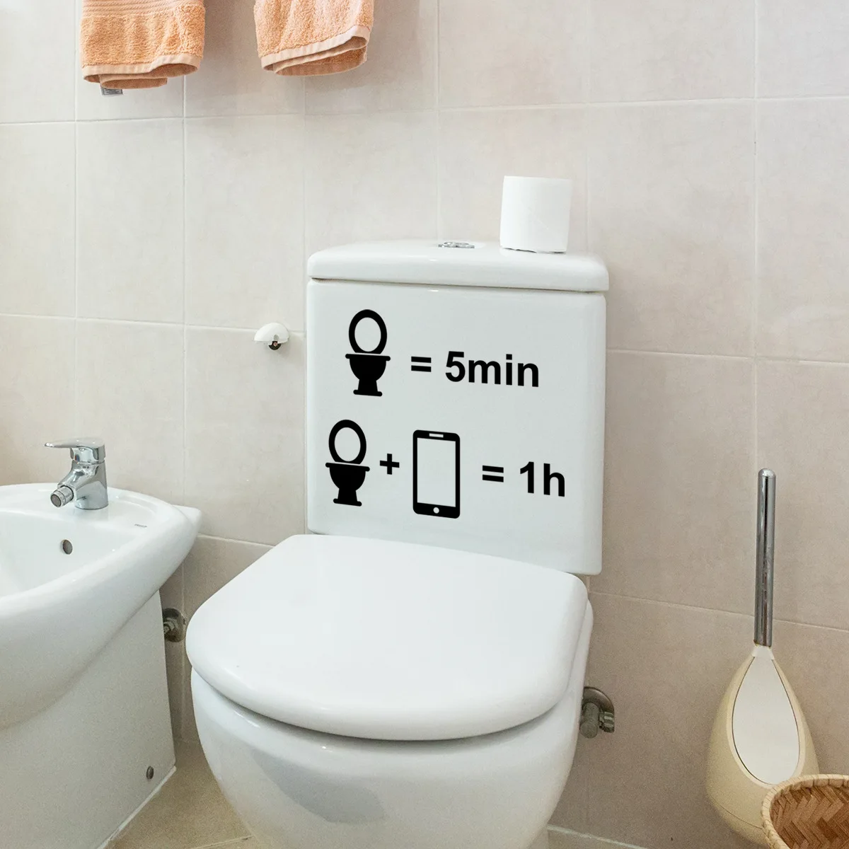 Self-adhesive Warning Paste for Toilet Stickers Funny Toilet Decoration Creative Black Self Adhesive Home Decoration